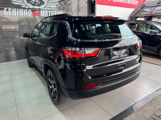 JEEP COMPASS 1.3 T270 TURBO FLEX LONGITUDE AT6 JEEP COMPASS 1.3 T270 TURBO FLEX LONGITUDE AT6